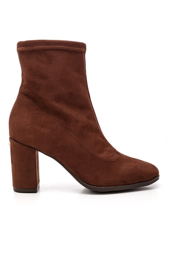 Bota-Via-Marte-Cano-Baixo-Feminina-Camurca-Ultra-247-002-01-Marrom