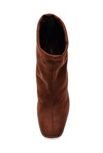 Bota-Via-Marte-Cano-Baixo-Feminina-Camurca-Ultra-247-002-01-Marrom