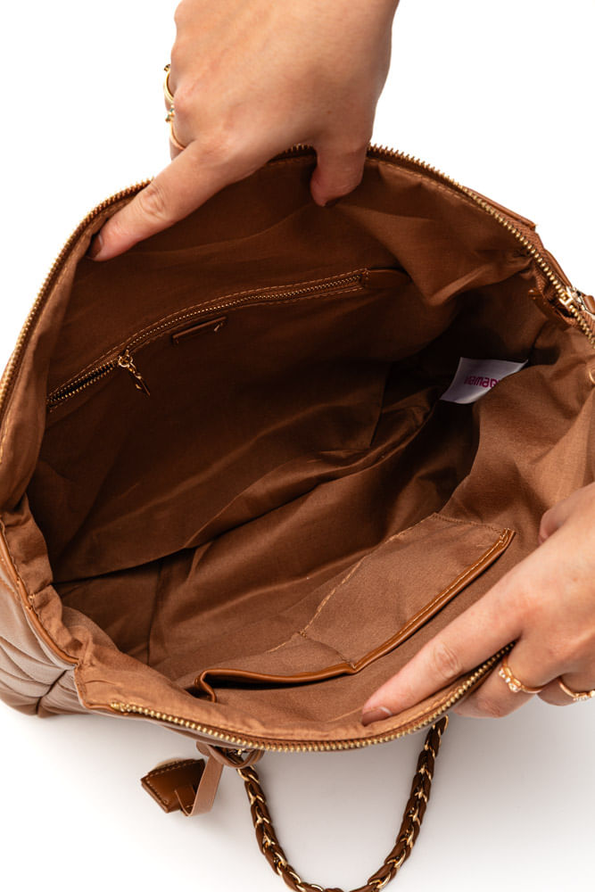 Bolsa-Tote-Via-Marte-Matelasse-Grande-Feminina-B1-160-01-Marrom