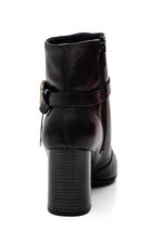 Bota-Ramarim-Cano-Curto-Feminina-Bico-Fino-2568103-02-Preto
