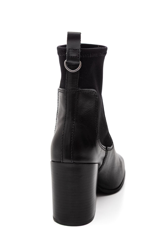 Bota-Bottero-Chelsea-Cano-Curto-Feminina-Couro-369804-Preto