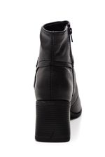 Bota-Bottero-Cano-Baixo-Feminina-Couro-361807-Preto