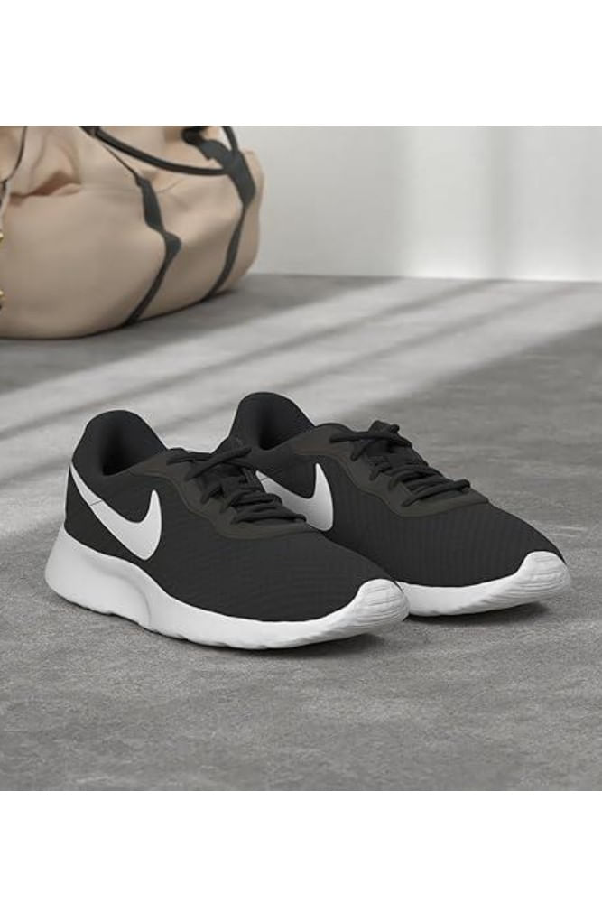 Tenis-Academia-Masculino-Nike-Tanjun-Preto