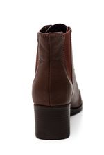 Bota-Bottero-Cano-Baixo-Feminina-Em-Couro-369005-Marrom
