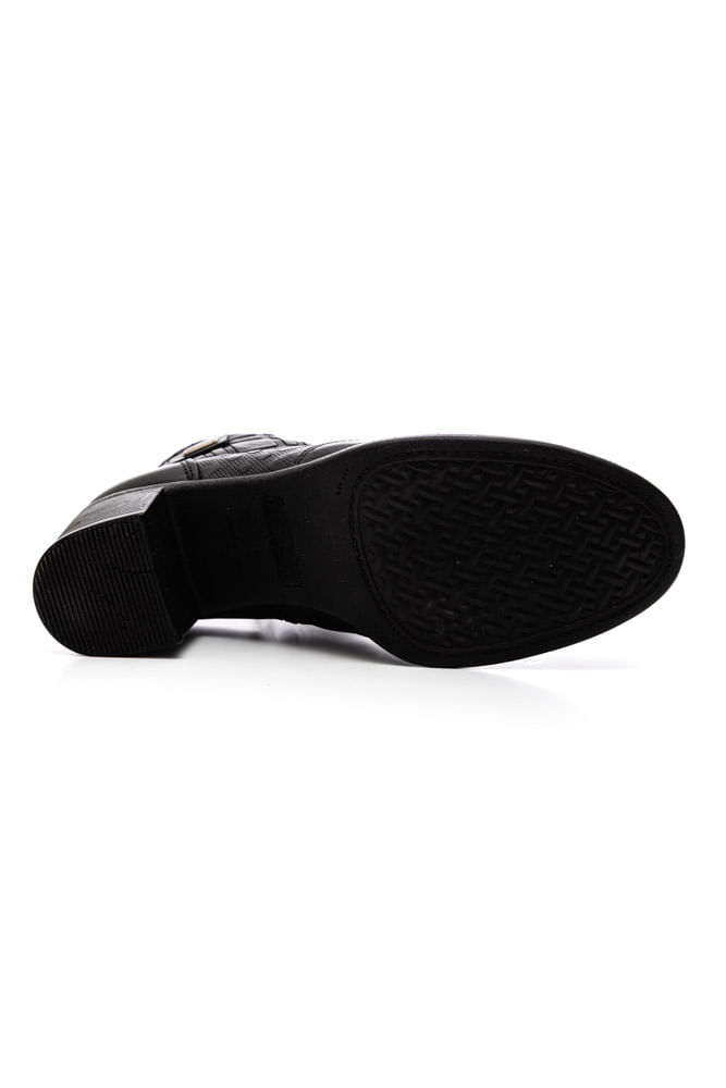 Bota-Pegada-Feminina-Cano-Curto-Em-Couro-Forrada-280402-05-Preto