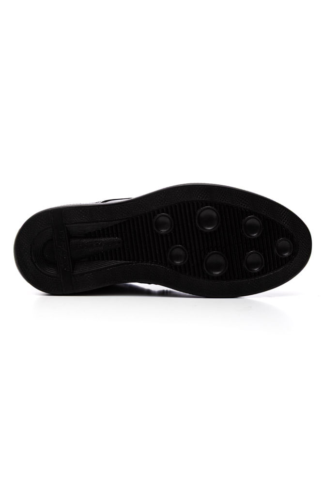 Bota-Pegada-126105-01-Preto