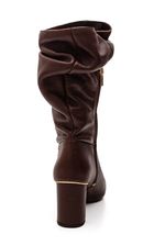 Bota-Cano-Alto-Tanara-T8914-04-Marrom