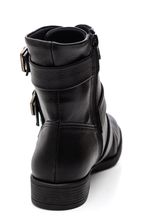 Bota-Piccadilly-Leci-Cano-Curto-Salto-Baixo-Feminina-653016-Preto