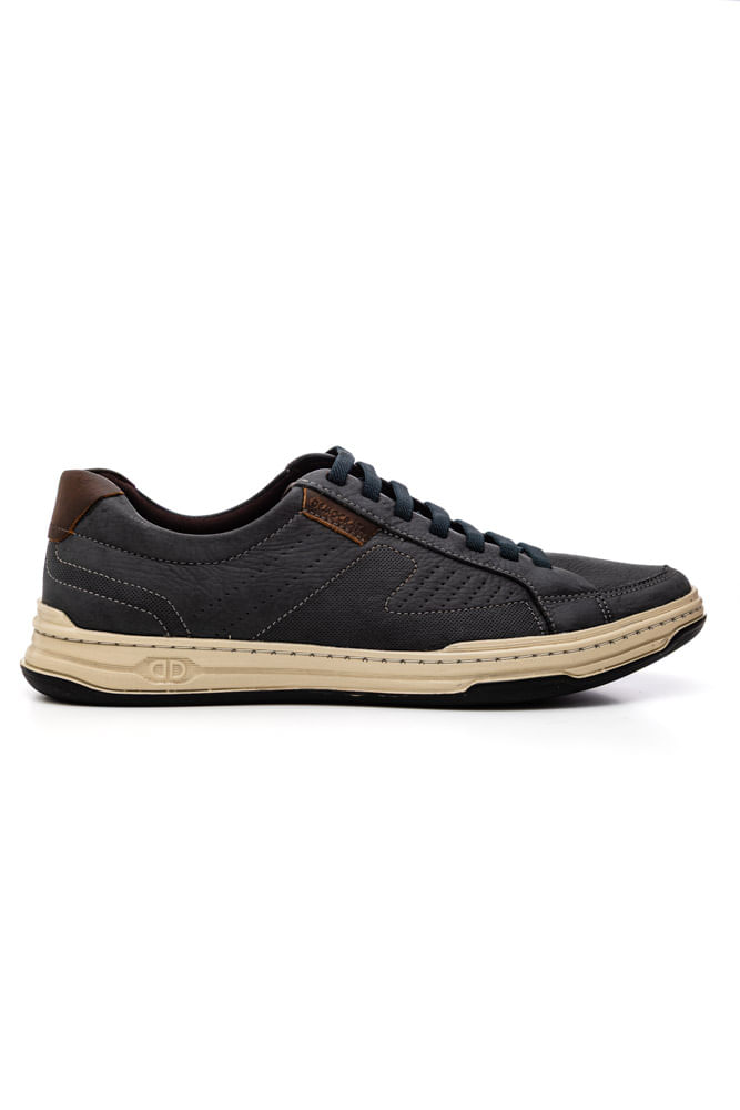Sapatenis-Democrata-151401-002-Marinho
