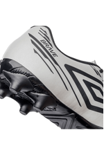 Chuteira-Umbro-U01fb00394-811-Cinza