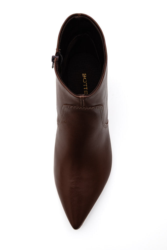 Bota-Bottero-Cano-Curto-Feminina-Couro-362101-Marrom