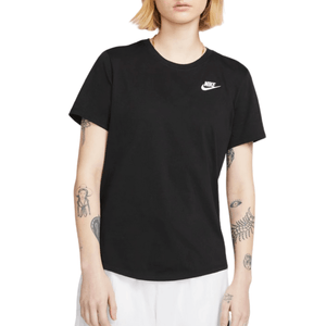 Camiseta Nike Sportswear Feminina Club Essentials Dx7902-010 Preto