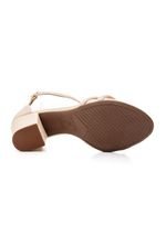 Sandalia-Salto-Beira-Rio-8280.688.23727-Off-White