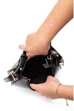 Bolsa-De-Ombro-Via-Marte-B1-128-01np-Preto