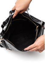 Bolsa-Transversal-Via-Marte-B1-165-01-Preto