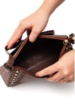 Bolsa-De-Mao-Moleca-50063.1.31-Marrom