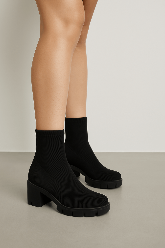 Bota-Via-Marte-Cano-Baixo-Feminina-Em-Tecido-001-004-01-Preto