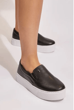 Tenis-Feminino-Slip-On-Santa-Lolla-038f.11e4.002f-Preto