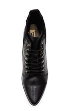 Bota-Pegada-280903-Preto