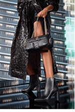 Bota-Via-Marte-Social-Feminina-Em-Couro-063-012-01-Preto