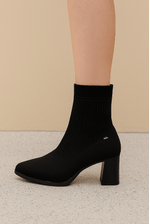 Bota-Dakota-De-Cano-Longo-Feminina-G9906-01-Preto