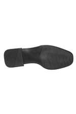 Bota-Pegada-Feminina-Em-Couro-Soft-Touch-282301-Preto