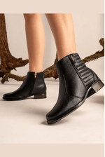 Bota-Pegada-Feminina-Em-Couro-Diana-282008-Preto