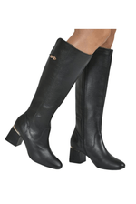 Bota-Via-Marte-Cano-Alto-Montaria-Feminina-Couro-243-006-01-Preto