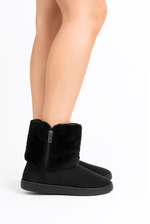 Bota-Esquimo-Feminina-Maria-Emilia-Black-Boar-Preto