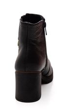 Bota-Dakota-De-Cano-Curto-Em-Couro-Feminina-D0393-01-Preto