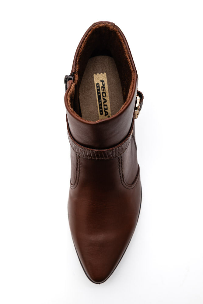 Bota-Pegada-280902-01-Marrom
