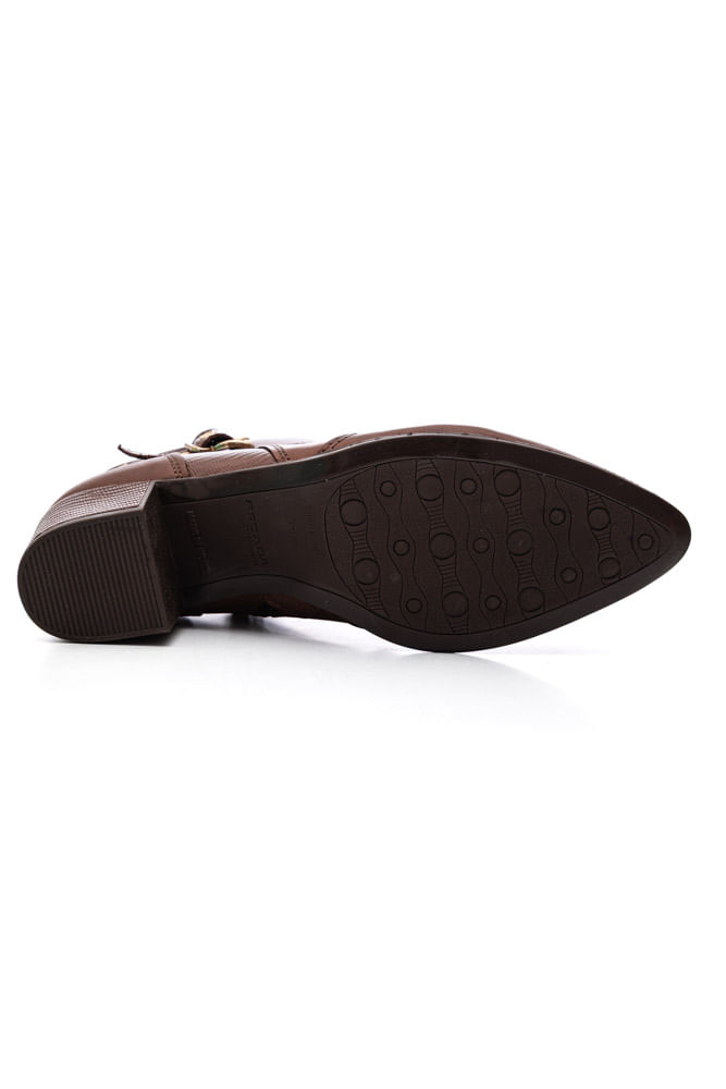 Bota-Pegada-280902-01-Marrom