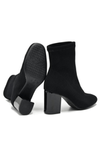 Bota-Via-Marte-De-Salto-Alto-Feminina-Em-Lycra-024-007-01-Preto