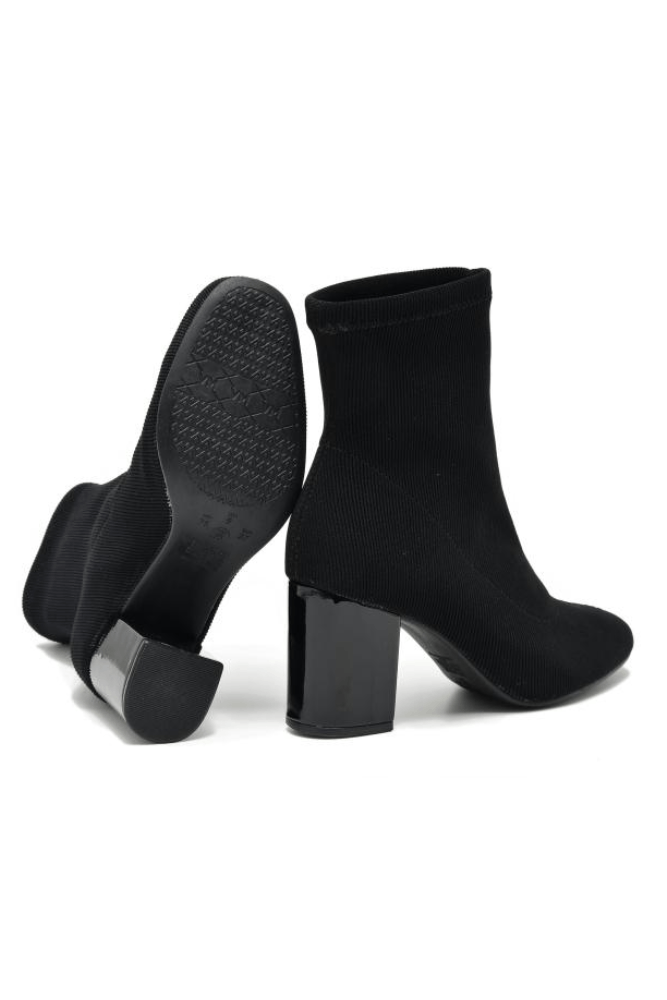 Bota-Via-Marte-De-Salto-Alto-Feminina-Em-Lycra-024-007-01-Preto