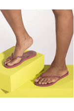 Chinelo-De-Dedo-Havaianas-Slim-Gloss-Rosa-Escuro