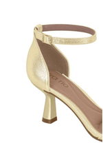Sandalia-Beira-Rio-Salto-Medio-Feminina-Metalizado-Glam-8478.217-Ouro