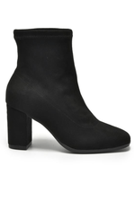 Bota-Via-Marte-Cano-Baixo-Feminina-Camurca-Ultra-247-002-01-Preto
