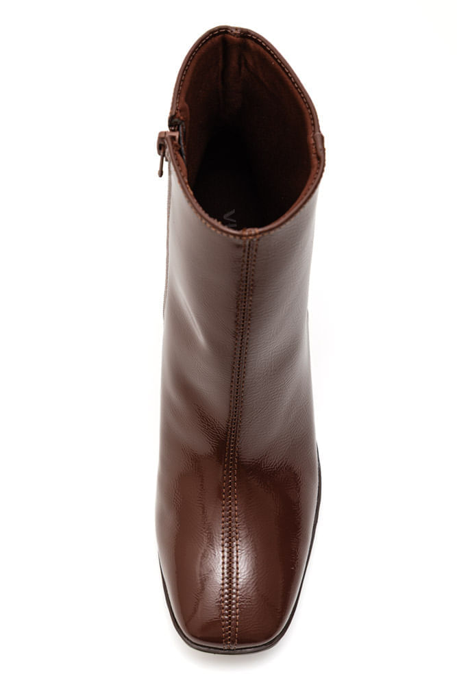 Bota-Via-Marte-Cano-Baixo-Feminina-Verniz-247-001-01-Marrom