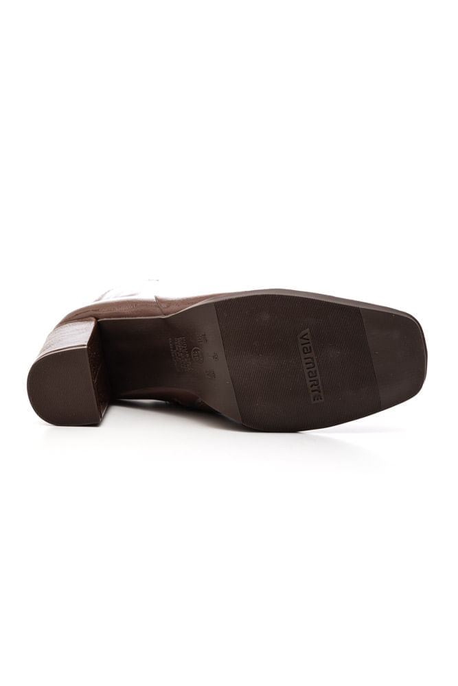 Bota-Via-Marte-Cano-Baixo-Feminina-Verniz-247-001-01-Marrom