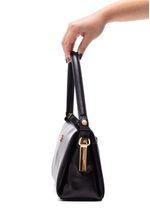 Bolsa-Linea-Bella-Media-Feminina-Hanna-Em-Couro-5511-Preto