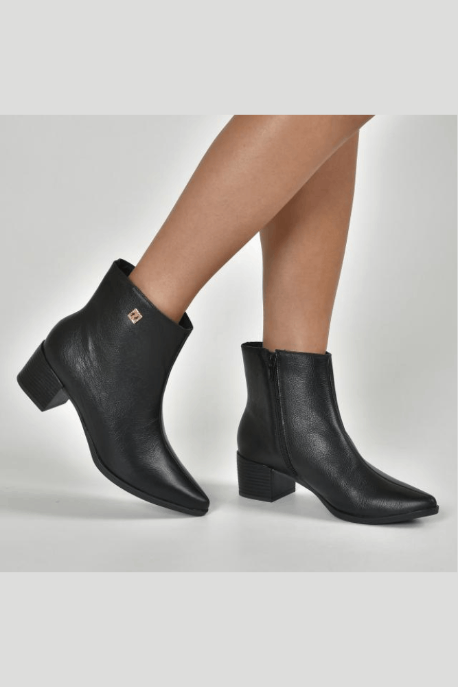 Bota-Via-Marte-Social-Cano-Baixo-Feminina-Couro-231-007-01-Preto