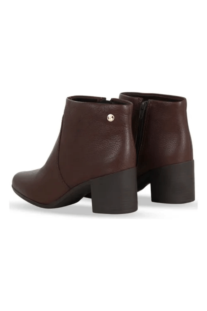Bota-Bottero-Cano-Curto-Feminina-Couro-346901-Marrom