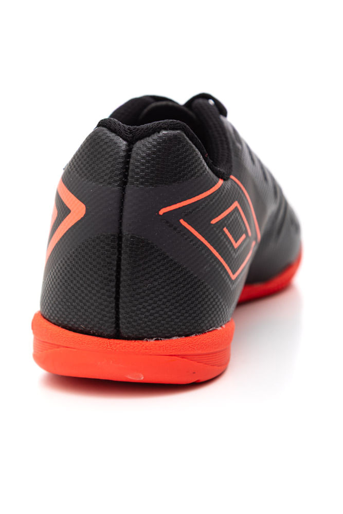 Chuteira-Umbro-U07fb00350-102-Preto