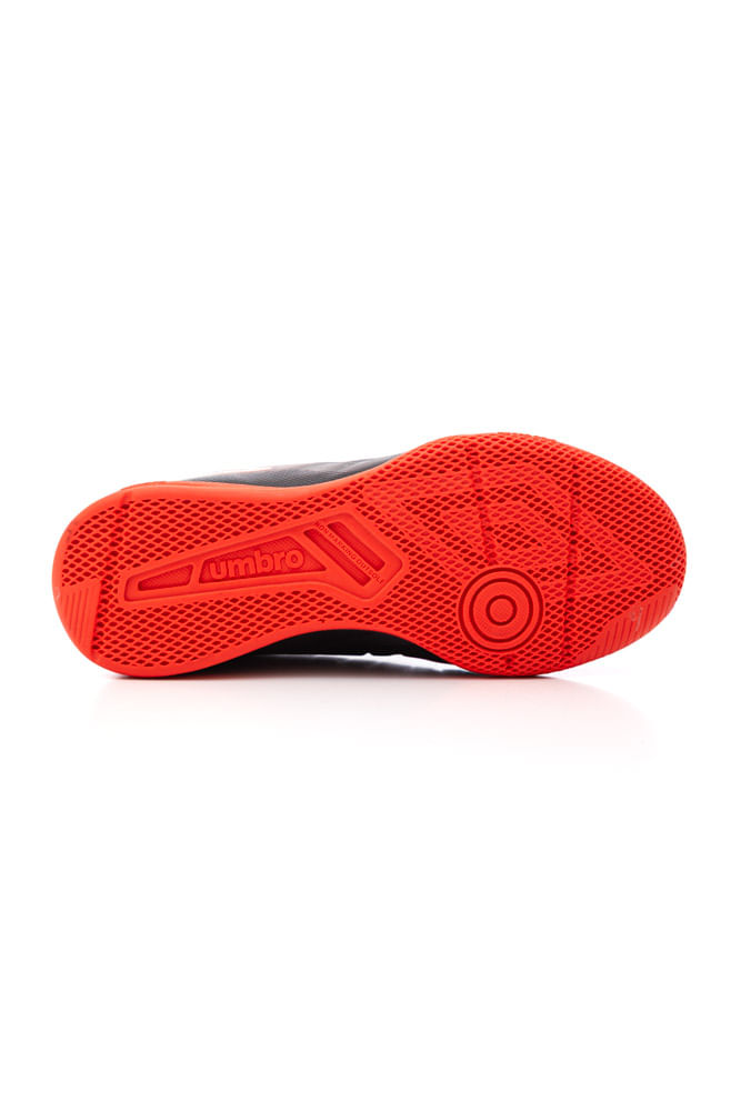 Chuteira-Umbro-U07fb00350-102-Preto