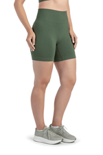 Bermuda-Knit-Minimal-6-Olympikus-Feminina-Oiwsr2580-Verde