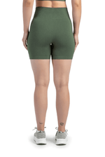 Bermuda-Knit-Minimal-6-Olympikus-Feminina-Oiwsr2580-Verde