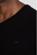 Sueter-Docthos-Slim-Gola-V-Fio-Melange-766949-Preto
