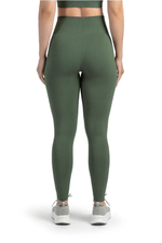 Legging-Knit-Minimal-Olympikus-Feminina-Oiwsr25152-Verde