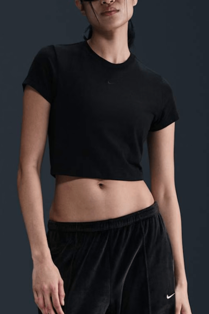 Camiseta Nike Sportswear Chill Knit Cropped Feminina Hf9538-010 Preto