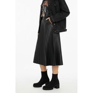 Bota Via Marte Cano Baixo Feminina Em Tecido  001-004-01 Preto